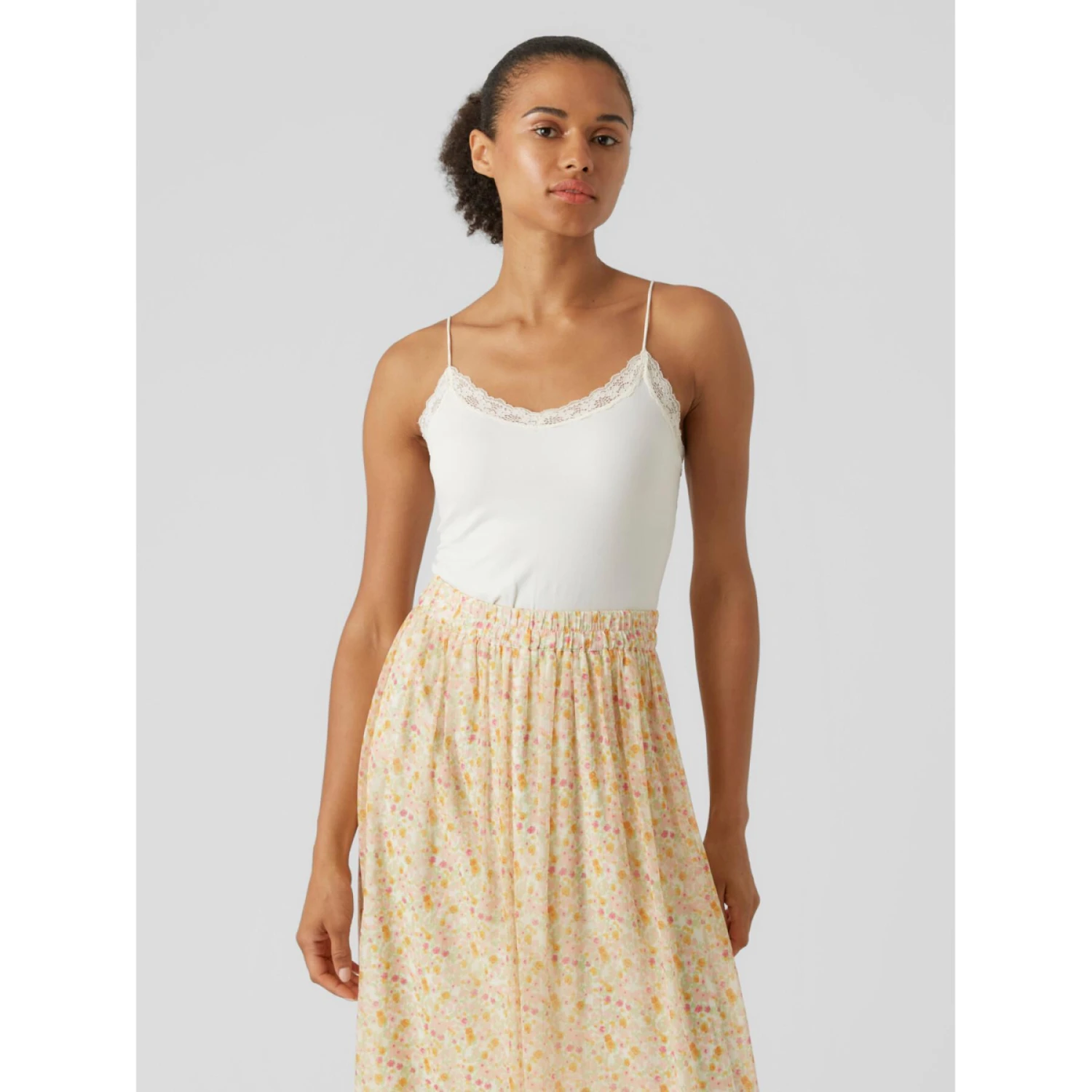 Spitzentop Frau Vero Moda Tippi – Bild 3